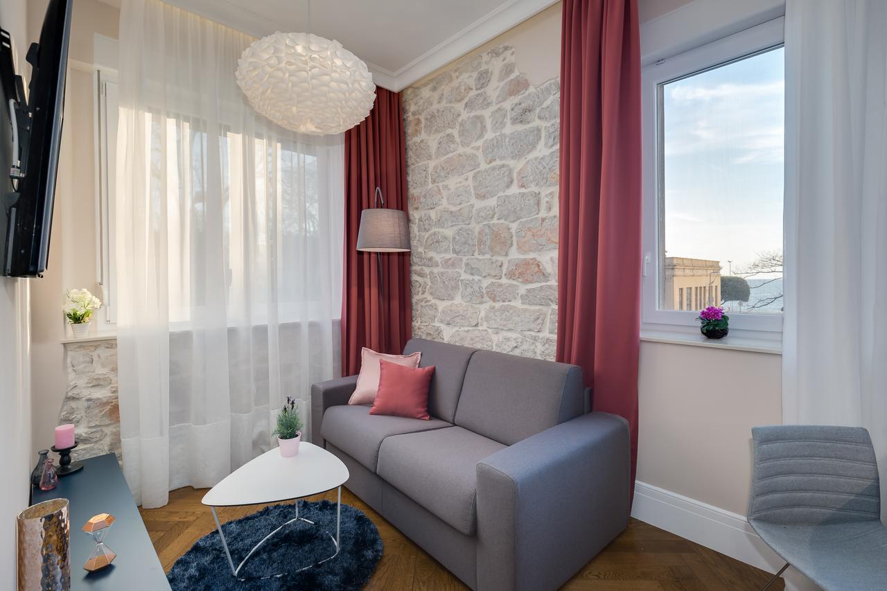 Zadera Accommodation Zara Esterno foto